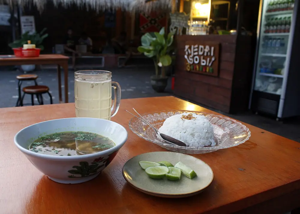 Le marché le moins cher pour les souvenirs — Pasar Seni Sukawati, Où rouler depuis Batuan Sukawati