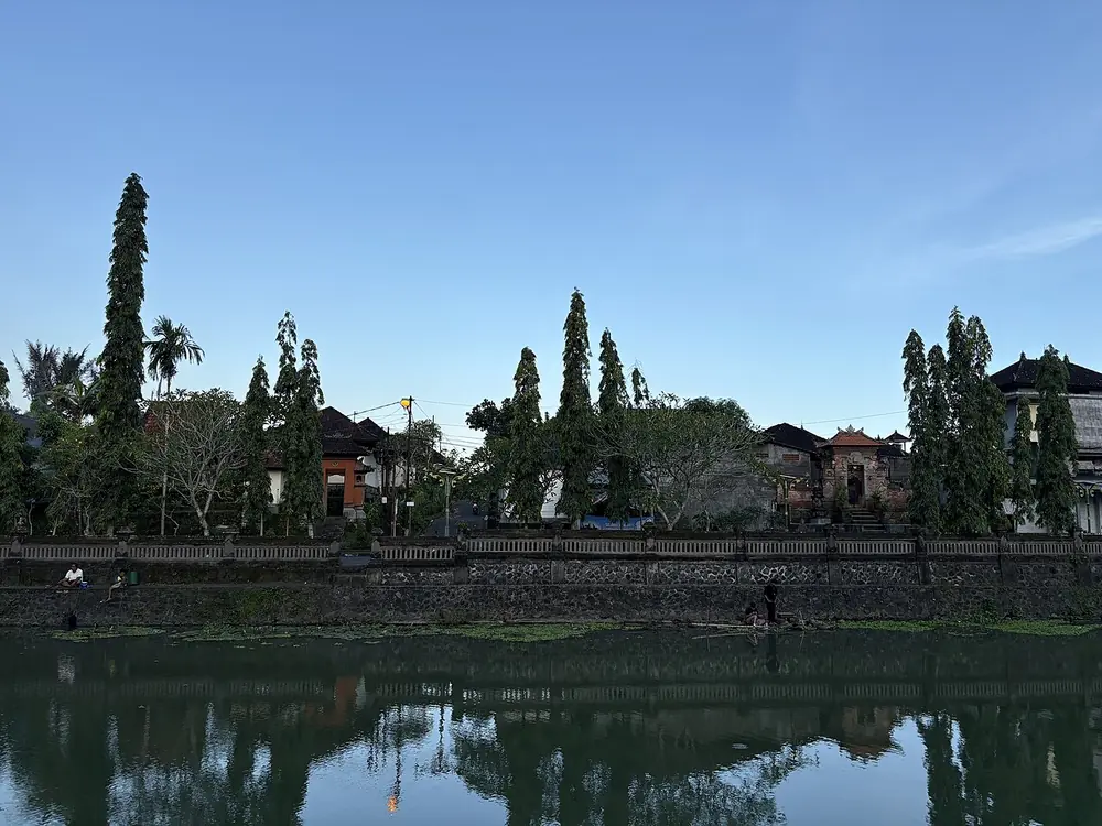 Un temple classé UNESCO au milieu des douves — Pura Taman Ayun, Où rouler depuis Dalung