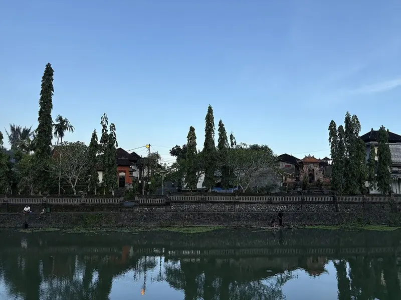 Pura Taman Ayun di Mengwi, 15 menit dari Kapal naik motor