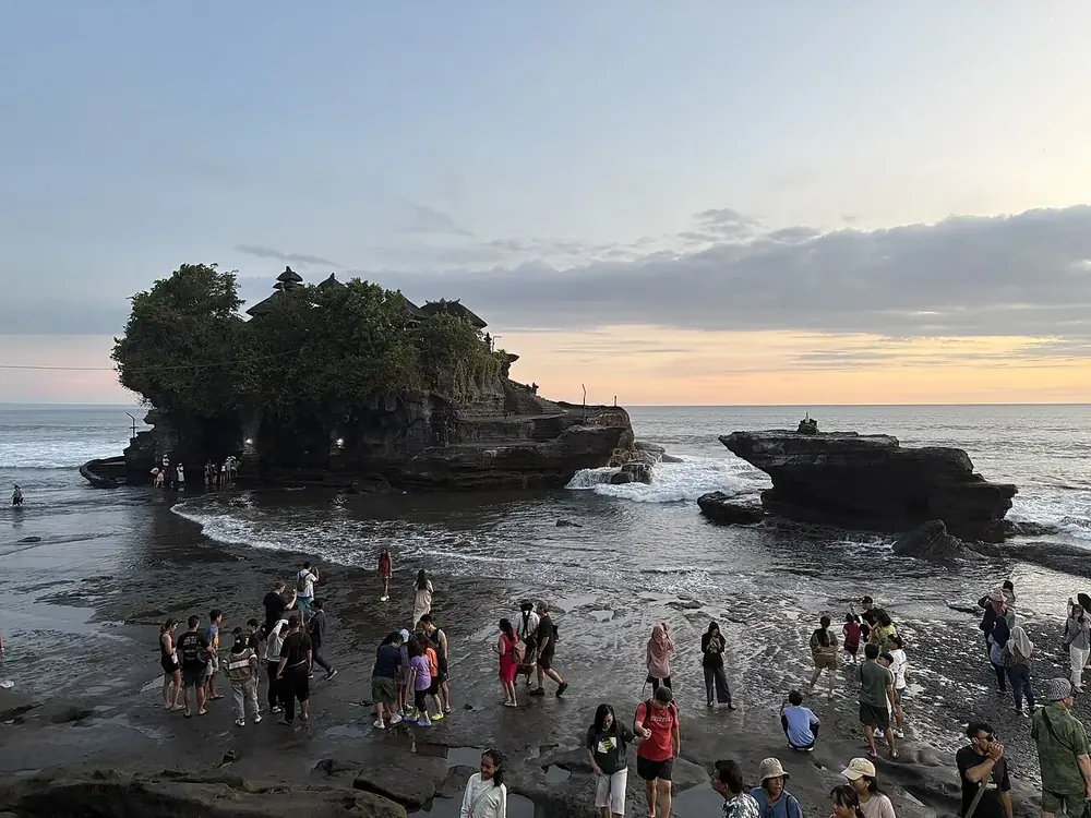 Sunset yang wajib dilihat — Tanah Lot, Kemana aja dari Tabanan