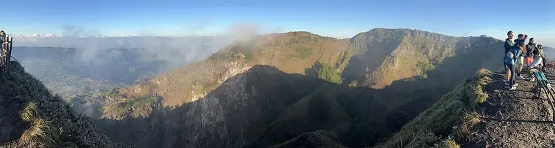 Kawah Gunung Batur dari titik pendakian, 10 menit naik motor