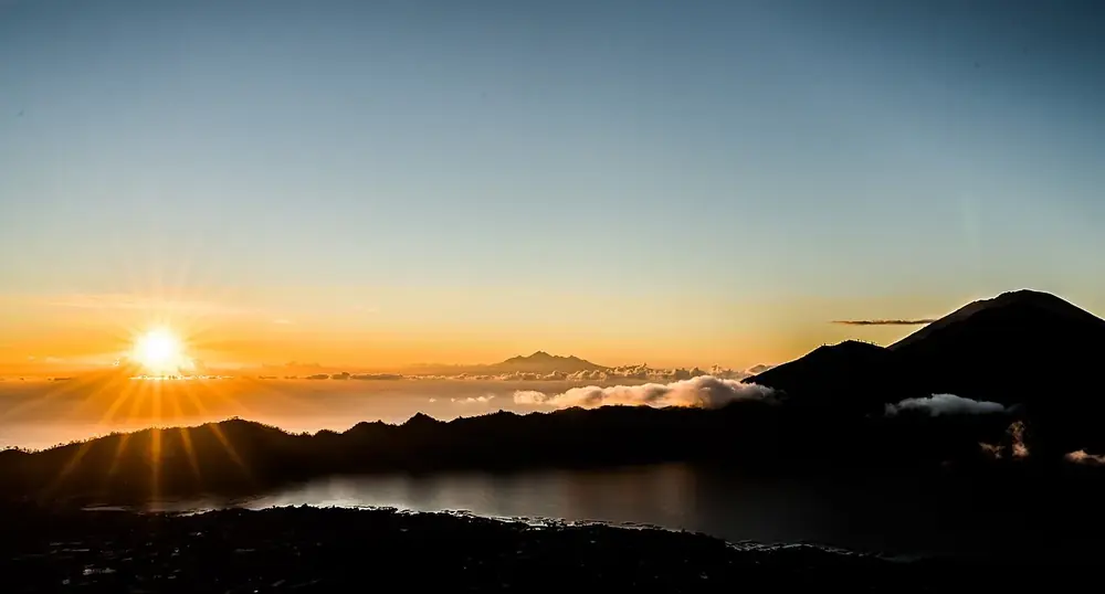 Mont Batur (Kintamani) — La brume tombe vite, partez avant midi